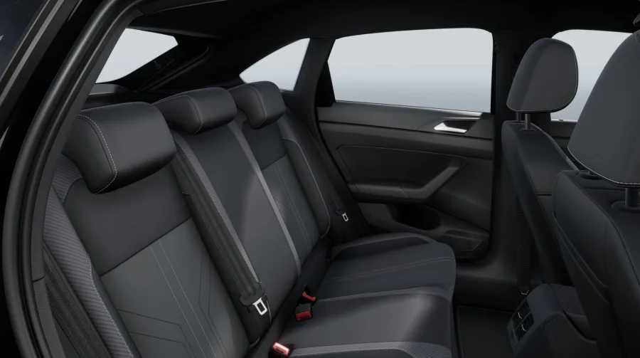 Na segurança, o Nivus recebeu cinco estrelas no Latin NCAP, contando com seis airbags, controles eletrônicos e frenagem automática de emergência de série.