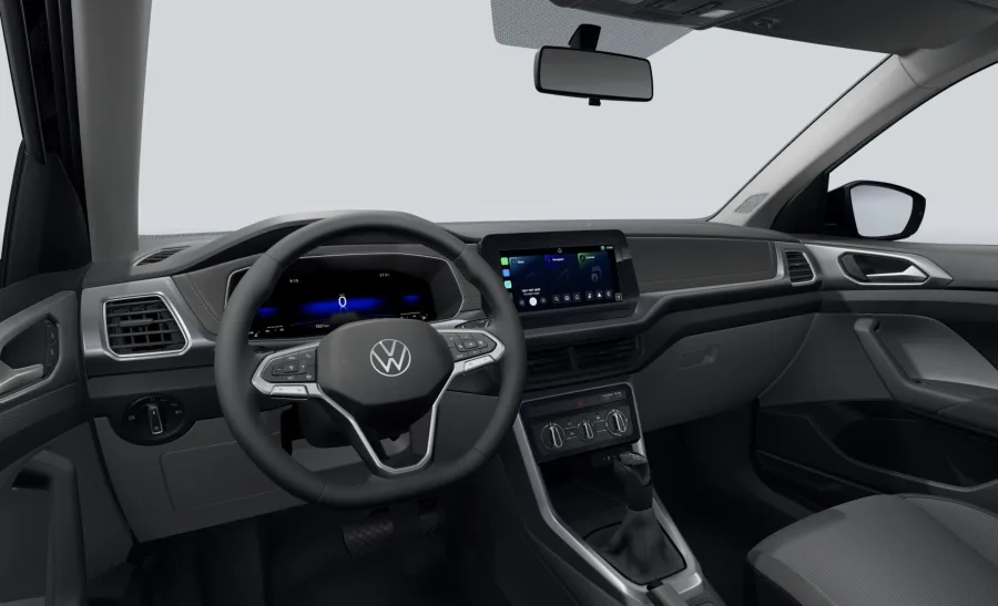 O espaço interno acomoda bem cinco ocupantes, com bancos ajustáveis, direção elétrica e porta-malas suficiente para rotinas urbanas e escapadas curtas.