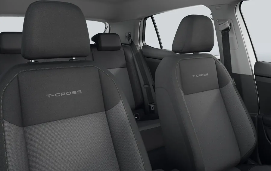 Com cinco lugares, porta-malas de 373 litros e itens como ar-condicionado, direção elétrica e bancos ajustáveis, oferece bom nível de conforto, segurança e tecnologia.