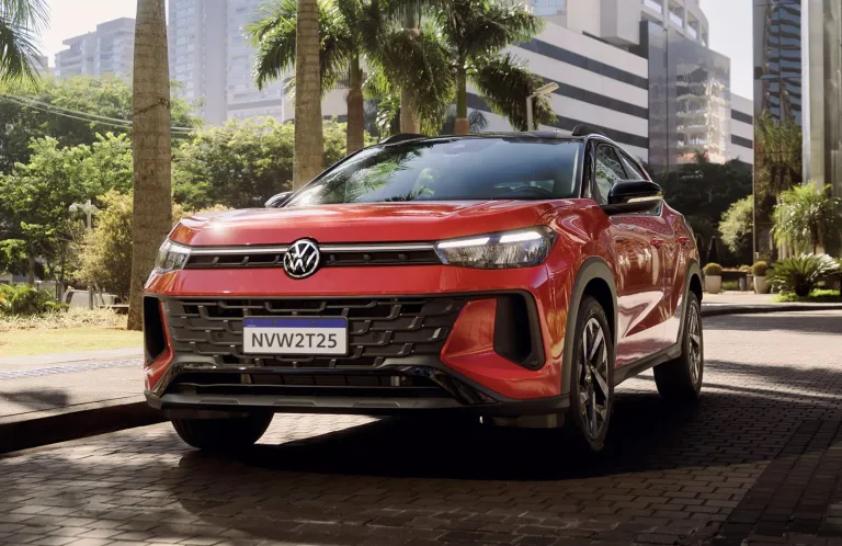 Volkswagen Tera High 1.0 TSI 2026: Ficha técnica, preço, consumo, equipamentos e fotos; SUV compacto faz até 14,5 km/l e tem porta-malas de 350 litros, ideal para famílias pequenas