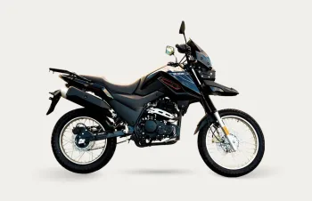 Shineray SHI 175 virou alternativa barata contra ônibus lotados