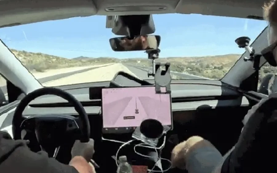 Tesla Model Y em modo autônomo falha nos EUA e dono tem prejuízo de R$ 118 mil