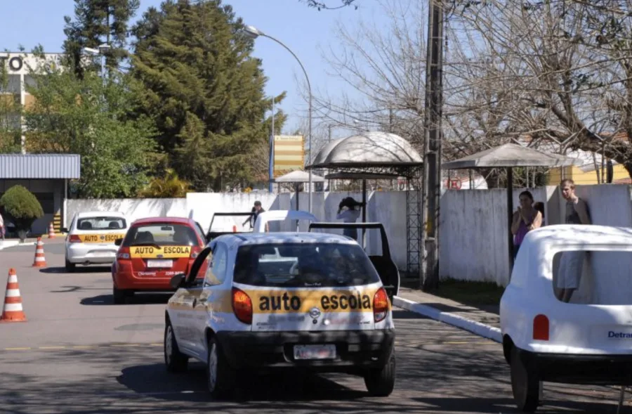 Mudança no processo da CNH pode reduzir custo em até 80% ainda em 2025