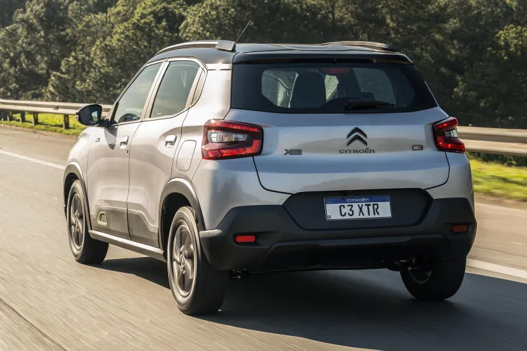 Citroën C3 2026 traz versão XTR de volta e ganha mais tecnologia no interior; veja preços e versões do novo hatch