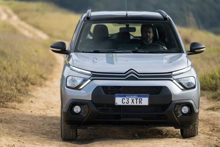 Citroën C3 XTR 2025 chega ao Brasil com visual aventureiro e preço competitivo