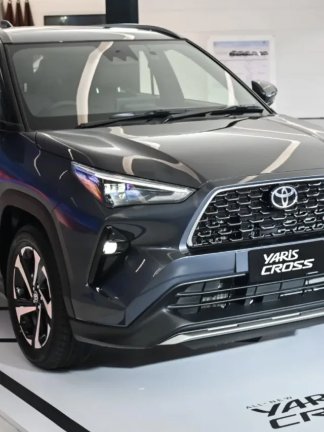 Toyota Yaris Cross 2026 tem versão 100% a combustão que faz 12,6 km/l