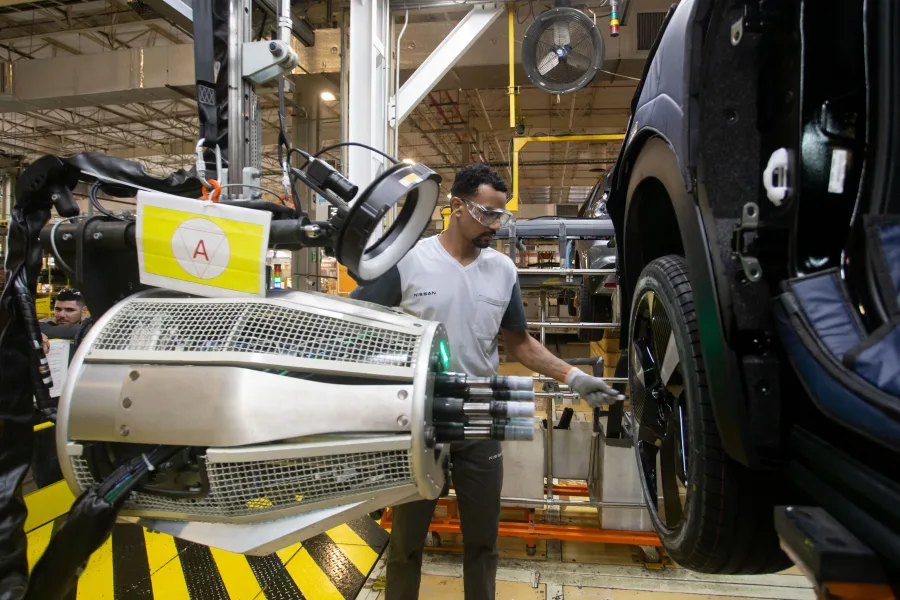 A produção do novo Nissan Kicks em Resende/RJ marca a chegada da indústria 4.0 ao Brasil, com fábricas mais conectadas, eficiência energética e tecnologia de ponta na linha automotiva.