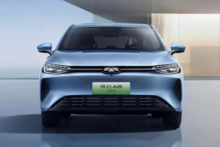 Chery Fulwin A8 Pro registrado no Brasil: sedã híbrido promete quase 2.000 km de autonomia