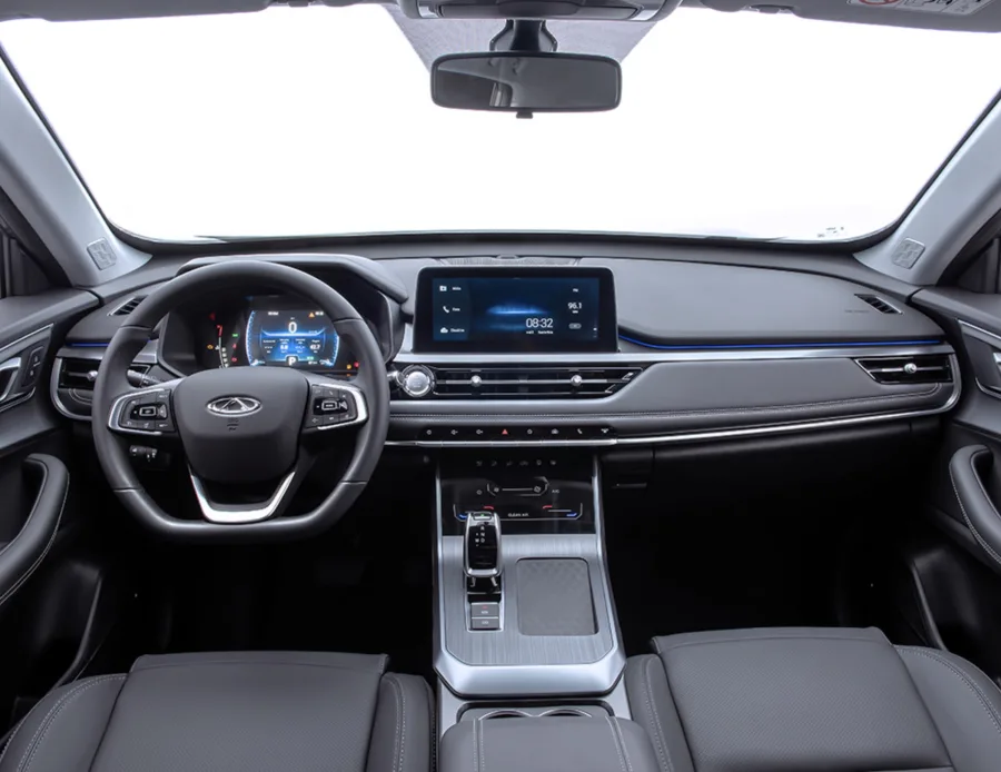 Com câmbio CVT e tração dianteira, o Tiggo 5x é fácil de conduzir, tem direção elétrica e suspensão independente nas quatro rodas, garantindo conforto em diferentes tipos de piso.