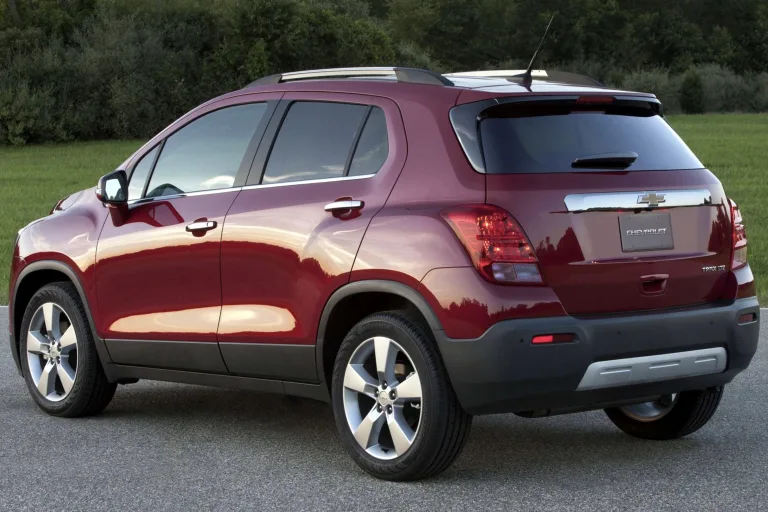 Chevrolet Tracker LTZ 1.8 2014: Ficha técnica, preço, desempenho e fotos; motor 1.8 flex de 144 cv garante respostas ágeis e dirigibilidade leve