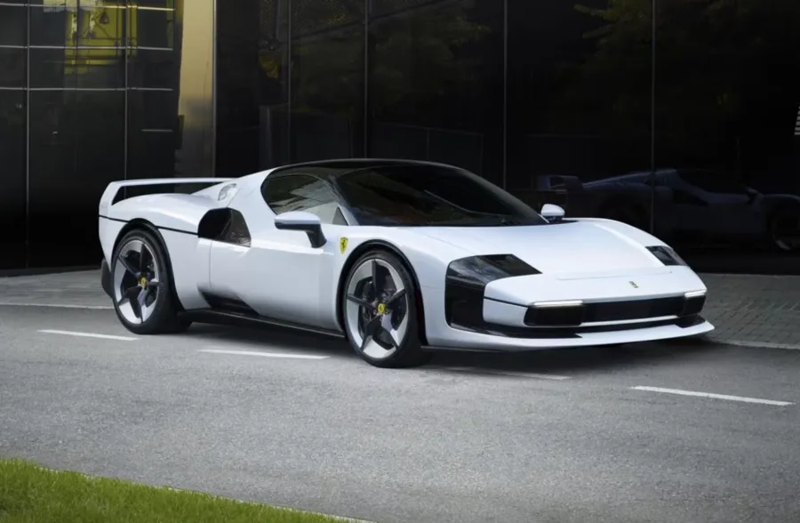 Ferrari SC40, inspirada pela F40, é o tipo de carro que parece ter sido esculpido em um sonho