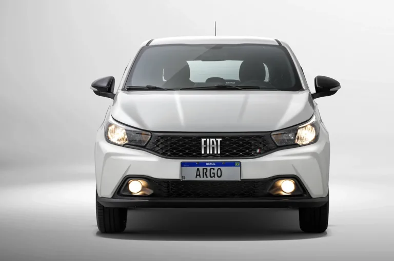 Fiat Argo Drive 1.0 2026 Manual: Ficha técnica, Preço, Consumo, Equipamentos e Fotos; hatch faz 14 km/l e tem autonomia de até 650 km, ideal para o dia a dia urbano