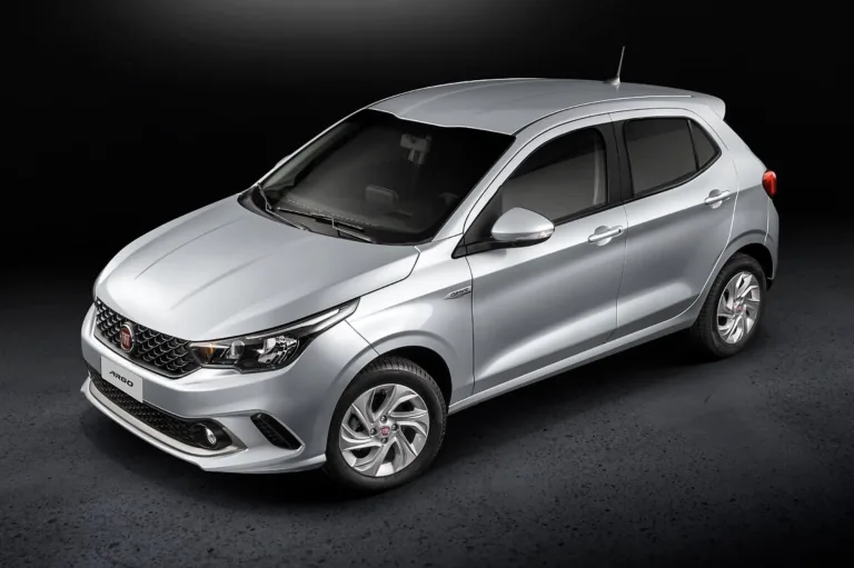 Fiat Argo Drive 1.3 2018 Manual: Preço, Ficha técnica, Consumo, Equipamentos e Fotos; motor 1.3 Firefly entrega bom equilíbrio entre desempenho e economia