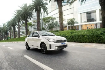 Fiat Cronos Drive 1.3 AT 2026: Preço, Ficha técnica, Consumo, Equipamentos e Fotos; sedan faz até 14,6 km/l, câmbio automático é ideal para quem busca conforto no dia a dia