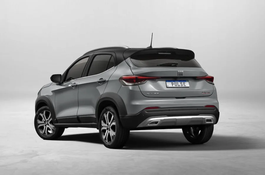 O consumo é equilibrado: 8,4 km/l com etanol e 12,1 km/l com gasolina na cidade, além de 10,2 km/l e 14,4 km/l, respectivamente, na estrada. A autonomia pode chegar a 677 km rodando com gasolina.