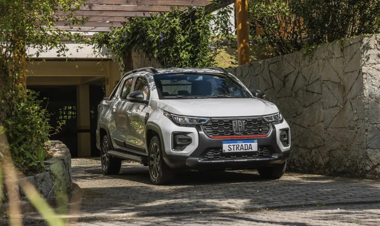 Fiat Strada Ultra 1.0 Turbo 2025: Preço, Ficha técnica, Consumo, Equipamentos e Fotos; picape combina conforto interno com caçamba de 844 litros e direção leve