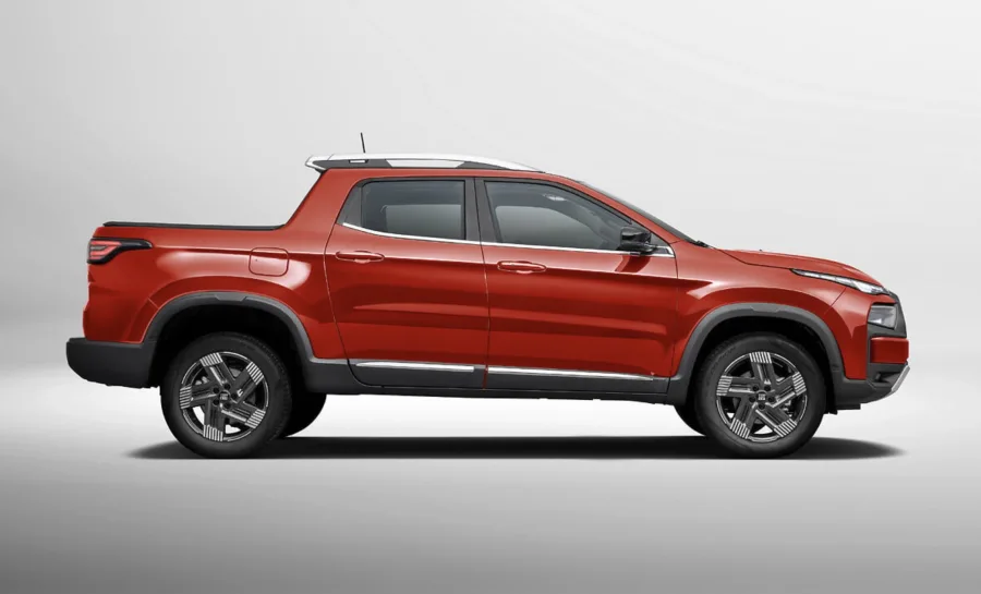 Mesmo pressionada por Ford Maverick e RAM Rampage, a Fiat Toro 2026 continua referência em versatilidade e conforto.