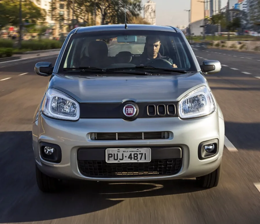 Fiat Uno Attractive 1.0 2016: Preço, Ficha técnica, Consumo, Equipamentos e Fotos; motor Fire flex faz até 13 km/l e é ideal para uso urbano diário