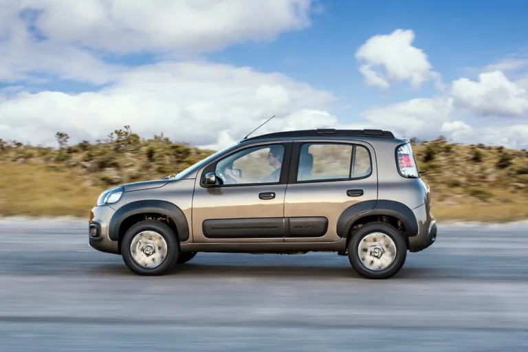 Fiat Uno Way 1.4 2014: Preço, Ficha técnica, Consumo, Equipamentos e Fotos; carro usado com altura elevada e motor Fire é opção confiável e fácil de manter