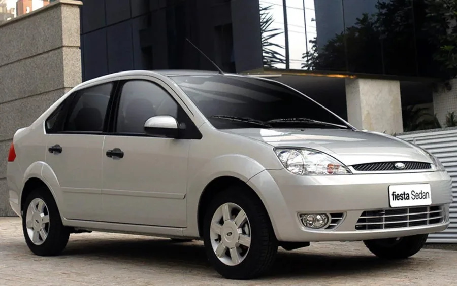 Ford Fiesta Sedan 2007 combina economia e conforto no uso diário