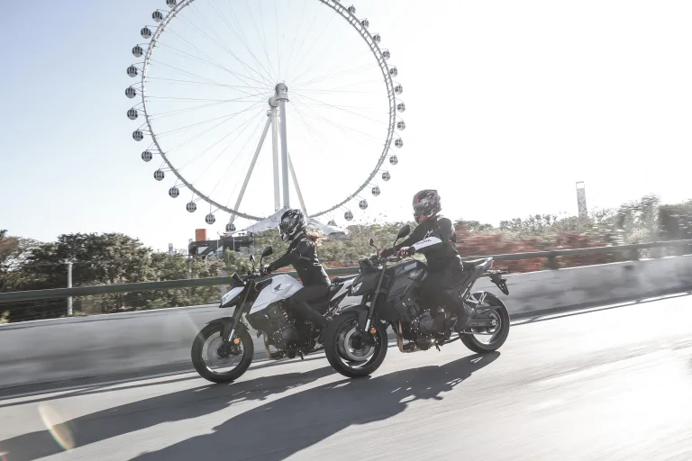 Honda CB750 Hornet 2026 é o renascimento que o motociclismo precisava no Brasil