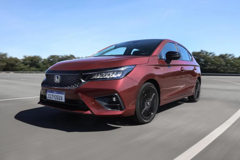 Honda City Touring Sport 1.5 2026 Hatch: Preço, Ficha técnica, Consumo, Equipamentos e Fotos; hatch elegante e previsível, pra quem quer estilo sem drama