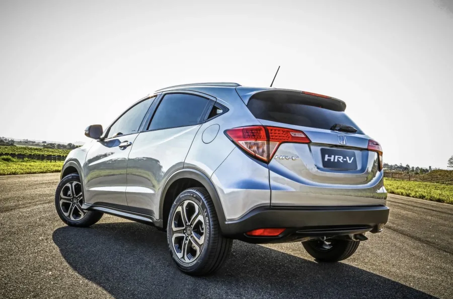 Qual é o preço de um Honda HR-V EX 2016? Veja ficha técnica e fotos do SUV usado que faz até 12,1 km/l em 2026