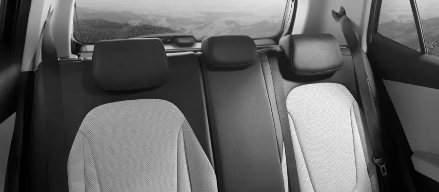 Com cinco lugares, porta-malas de 422 litros e bancos ventilados, o Creta oferece conforto, tecnologia embarcada e pacote completo de segurança.