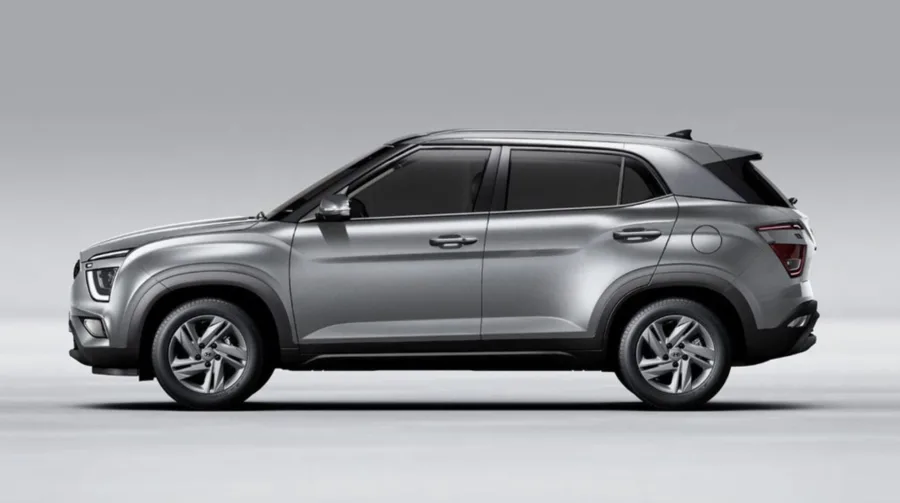 O consumo é de 7,7 km/l no etanol e 11,1 km/l na gasolina na cidade, com autonomia que pode chegar a 620 km no uso rodoviário.