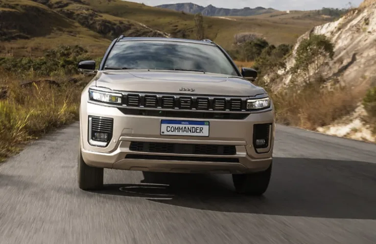 Jeep Commander Overland 2.2 Turbodiesel 2026: Preço, Ficha técnica, Consumo, Equipamentos e Fotos; SUV Diesel de 7 lugares faz até 13,4 km/l