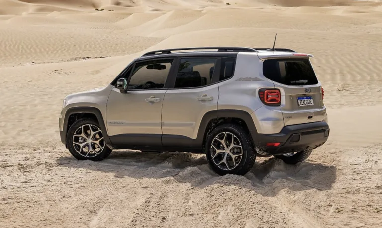 Jeep Renegade Sahara 2026: preço por R$ 175.990 e ficha técnica traz consumo de 11,1 km/l