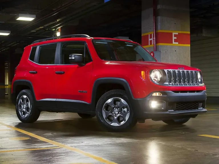 Jeep Renegade Sport 1.8 2016 Manual: Preço, Ficha técnica, Consumo, Equipamentos e Fotos; SUV compacto oferece boa dirigibilidade