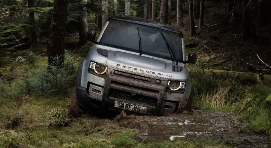 Land Rover Defender 110 HSE X-Dynamic 3.0 MHEV 2026: Ficha Técnica, Preço e Consumo; SUV híbrido leve tem 350 cv e 7 lugares