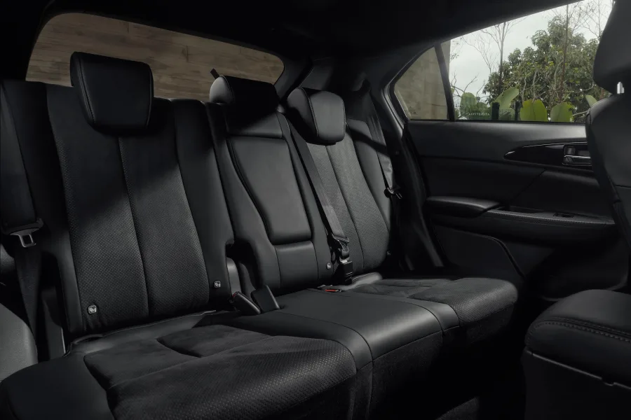 Produzido em Catalão (GO), o Eclipse Cross Tarmac oferece garantia de cinco anos ou 100 mil km. O modelo reflete a maturidade da Mitsubishi ao unir exclusividade e confiabilidade em um mesmo produto.