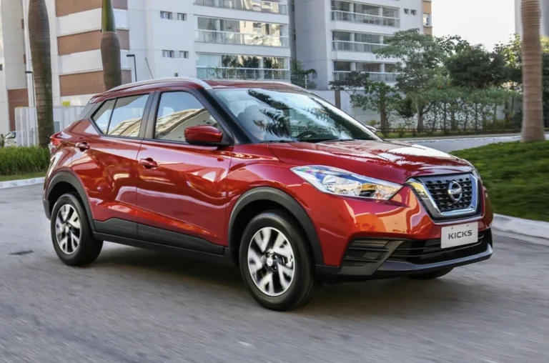 Nissan Kicks S 1.6 AT 2018: Preço, Ficha técnica, Consumo, Equipamentos e Fotos; câmbio CVT garante conforto na cidade