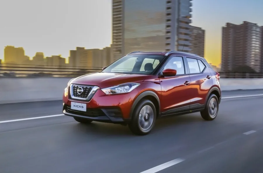 Nissan Kicks S 1.6 AT 2018: Preço, Ficha técnica, Consumo, Equipamentos e Fotos; câmbio CVT garante conforto na cidade