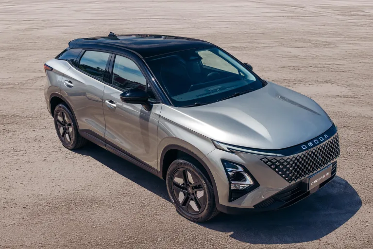 Omoda 5 Luxury 1.5 HEV 2026: Preço, Ficha técnica, Consumo, Equipamentos e Fotos; SUV híbrido faz até 15 km/l