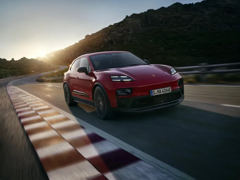 Porsche Macan GTS elétrico chega com 571 cv e mira o topo entre SUVs esportivos