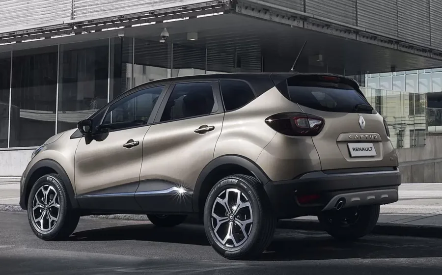 O Renault Captur Iconic 1.3 2024 usado é ideal para quem busca conforto, desempenho equilibrado e estilo moderno sem abrir mão de espaço interno e boa dirigibilidade.