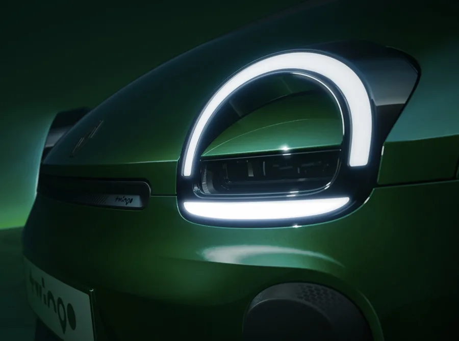 Renault Twingo elétrico 2026 resgata o charme dos anos 90 com tecnologia moderna