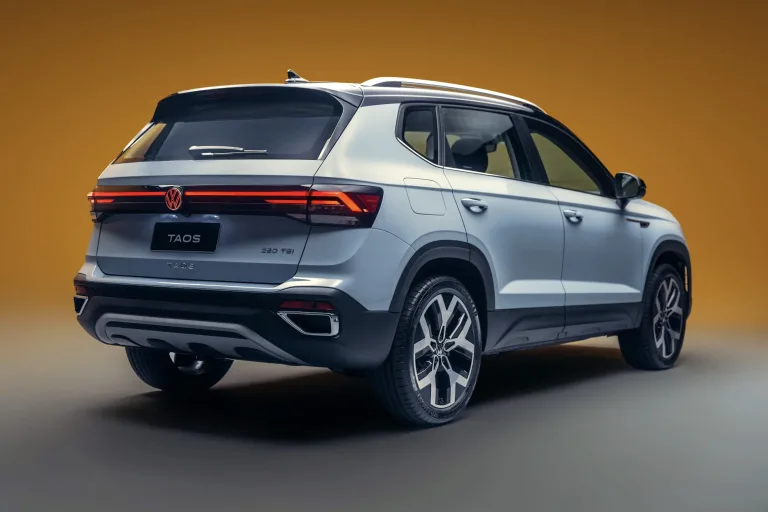 Volkswagen Taos 2026 chega ao Brasil com design renovado e interior mais luxuoso