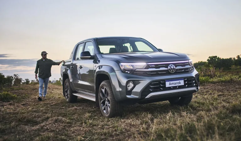 Volkswagen Amarok Extreme 3.0 V6 2026: Preço, Ficha técnica, Consumo, Equipamentos e Fotos; turbodiesel com tração 4×4 permanente e caçamba de 1.280 litros