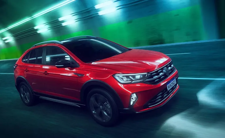 Volkswagen Nivus Highline 1.0 TSI 2022: Preço, Ficha técnica, Consumo, Equipamentos e Fotos; interior com acabamento premium e 415 litros de porta-malas