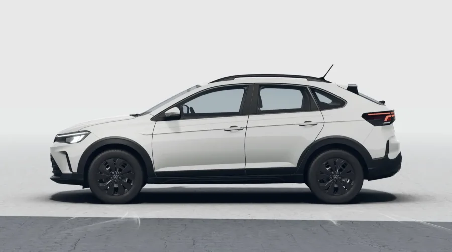 O design segue a nova identidade visual da Volkswagen, com frente redesenhada e lanternas escurecidas, mas sem a faixa de LED traseira contínua.