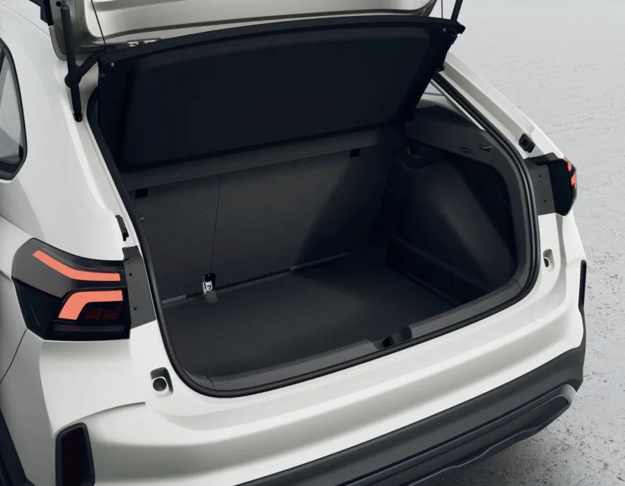 É um SUV prático para o cotidiano e confortável em viagens, com 5 lugares e porta-malas de 415 litros, ideal para família ou uso misto.