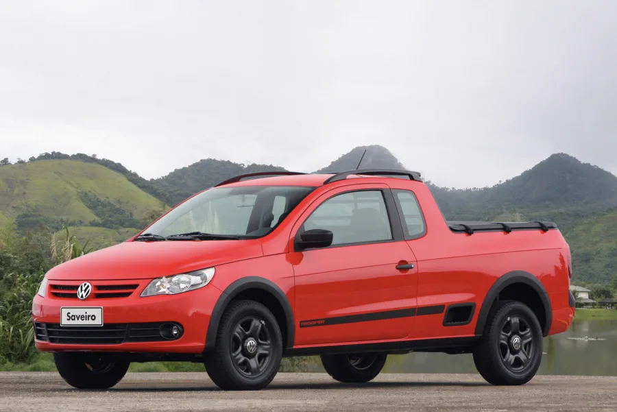 O consumo chega a 7,3 km/l com etanol e 12,3 km/l com gasolina, com tanque de 55 litros que oferece autonomia acima de 600 km.