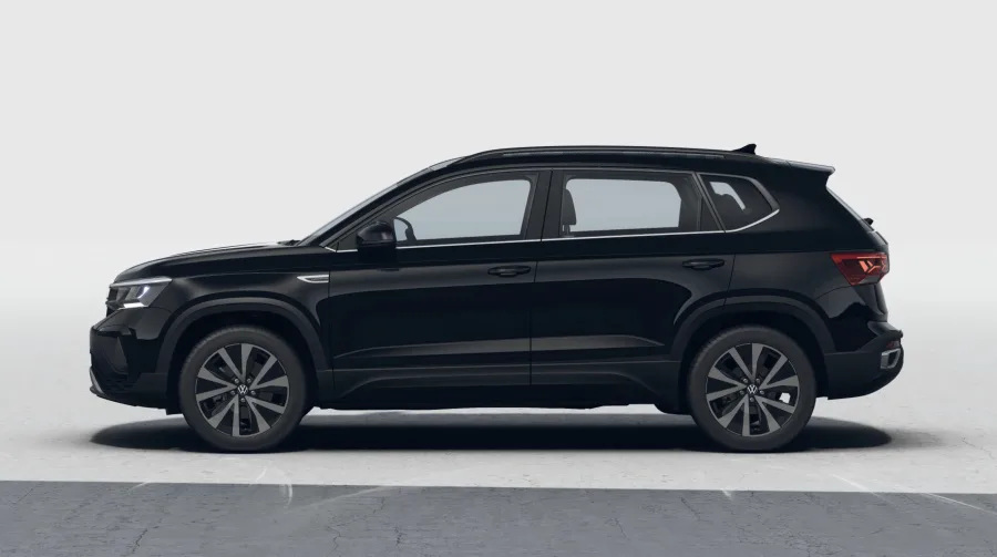 Com consumo de 7,7 km/l na cidade e até 13,3 km/l na estrada, o Taos tem autonomia que chega a 678 km, garantindo viagens longas com baixo número de paradas.