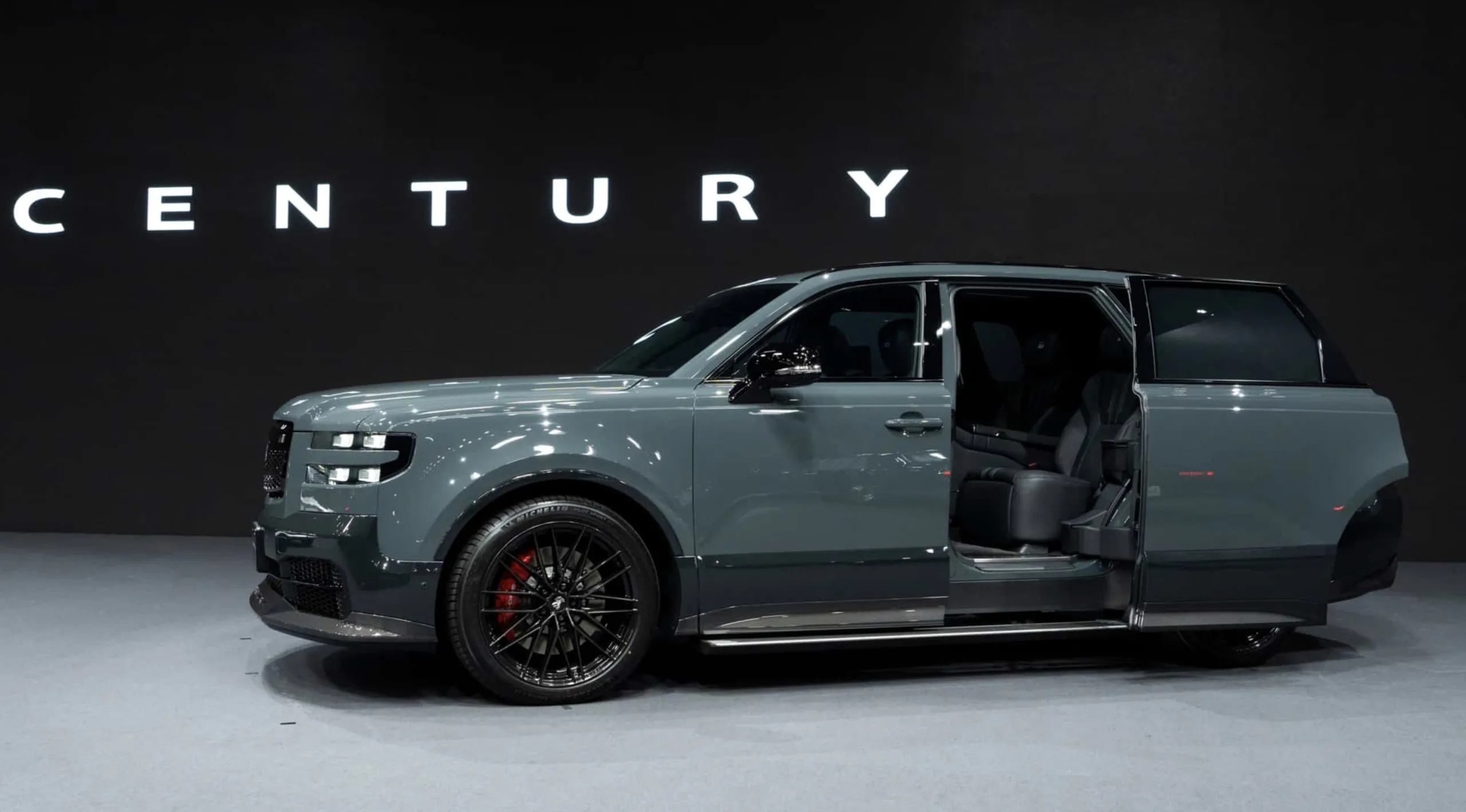 Toyota cria nova marca Century para desafiar Rolls-Royce e Bentley com luxo japonês extremo acima do Lexus