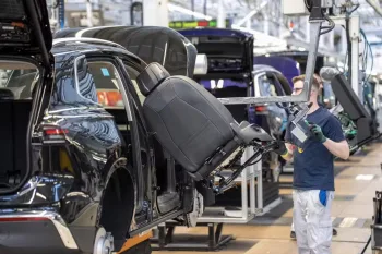 Volkswagen enfrenta rombo bilionário e pode paralisar fábricas por falta de chips