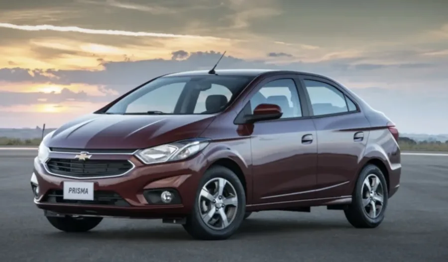 Chevrolet Prisma LTZ 1.4 2018 combina eficiência, conforto e espaço no mercado de usados